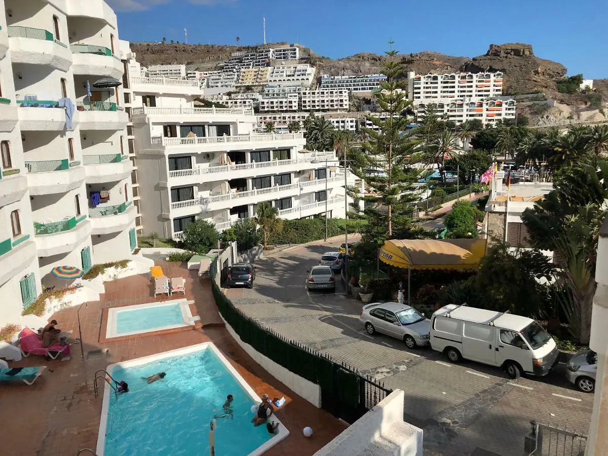 Two Bedroom Apartment 2 Min From Beach Mogan Spain